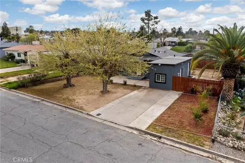 2935 Shelly Ln, Bakersfield, CA 93306