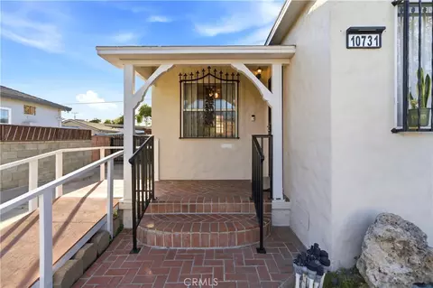 10731 Wright Rd, South Gate, CA 90280 photo 3