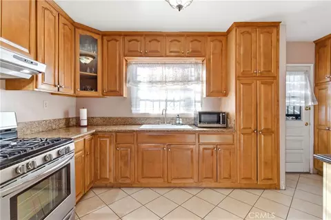 10731 Wright Rd, South Gate, CA 90280 photo 12