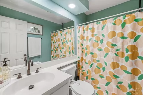 Bath - 1720 Kingston, Redlands, CA 92374 photo 1 of 2