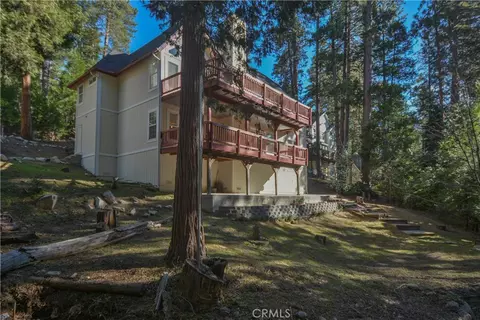 Exterior - 145 Birchwood, Lake Arrowhead, CA 92352 photo 5 of 11