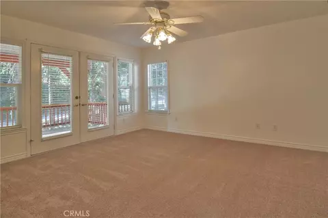 Living - 145 Birchwood, Lake Arrowhead, CA 92352 photo 5 of 6