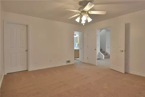 Bedroom - 145 Birchwood, Lake Arrowhead, CA 92352 photo 2 of 4