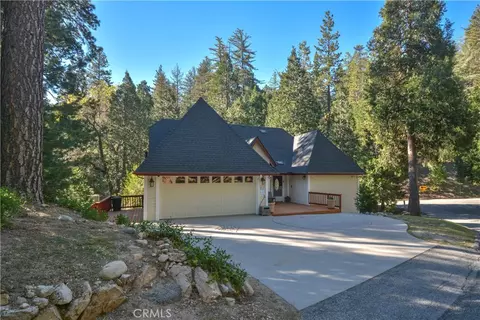 Exterior - 145 Birchwood, Lake Arrowhead, CA 92352 photo 2 of 11