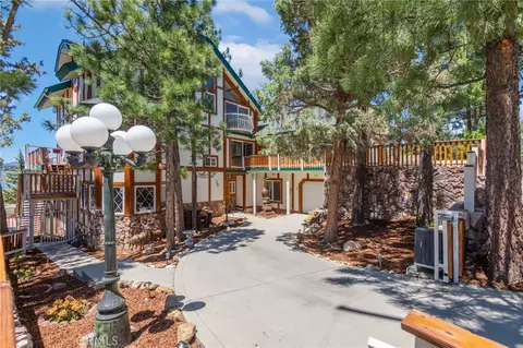 202 S Eagle Dr, Big Bear Lake, CA 92315