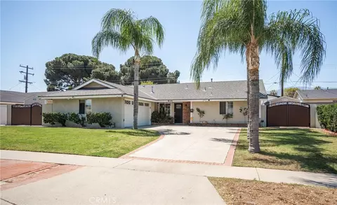 934 Lorna, Corona, CA 92882