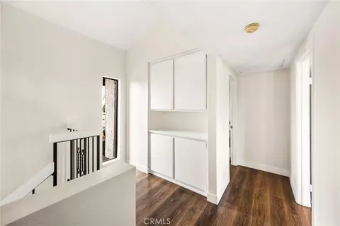 Entry Way - 1371 Orchard Cir, Upland, CA 91786 photo 7 of 8