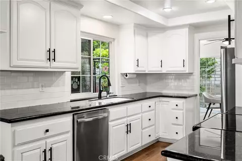 Kitchen - 1371 Orchard Cir, Upland, CA 91786 photo 3 of 3