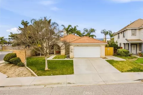 204 E Manchester Ln, San Bernardino, CA 92408