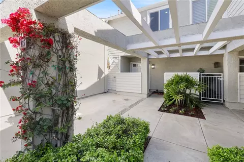 415 Deerfield Ave, Irvine, CA 92606