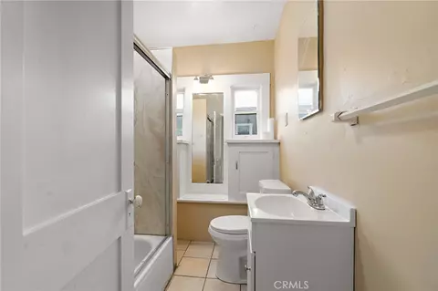 Bath - 505 N 8th Ave, Upland, CA 91786 photo 2 of 3