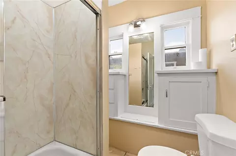 Bath - 505 N 8th Ave, Upland, CA 91786 photo 1 of 3