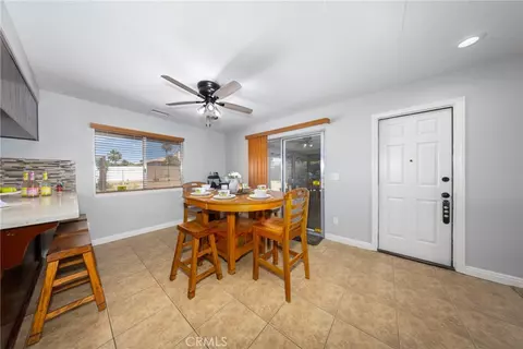 19388 Corwin, Apple Valley, CA 92307 photo 12