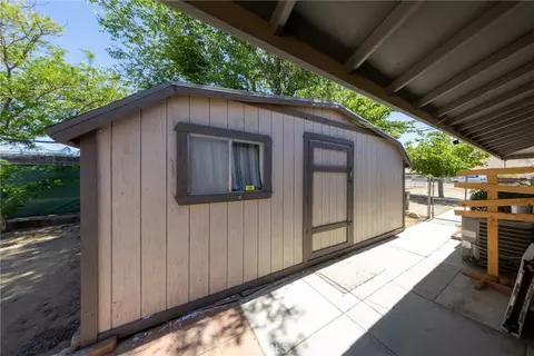 19388 Corwin, Apple Valley, CA 92307 photo 31