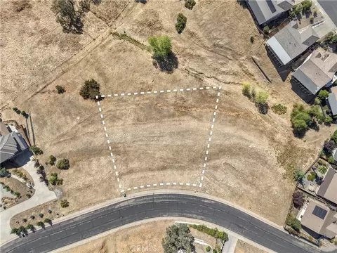 1121 Paradise Peak, Valley Springs, CA 95252
