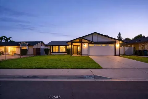1075 Leslie Ct, Colton, CA 92324