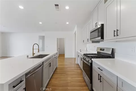 Kitchen - 10710 Brookfield Dr, Riverside, CA 92505 photo 1 of 1