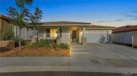 10710 Brookfield Dr, Riverside, CA 92505