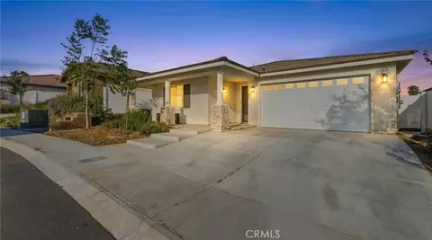 10710 Brookfield Dr, Riverside, CA 92505