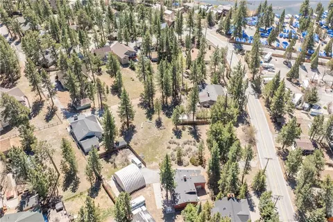 351 Edgemoor, Big Bear Lake, CA 92315 photo 12