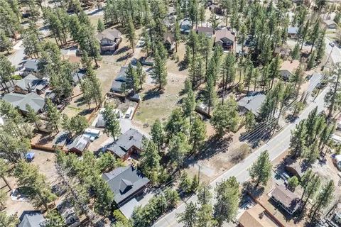 351 Edgemoor, Big Bear Lake, CA 92315 photo 13
