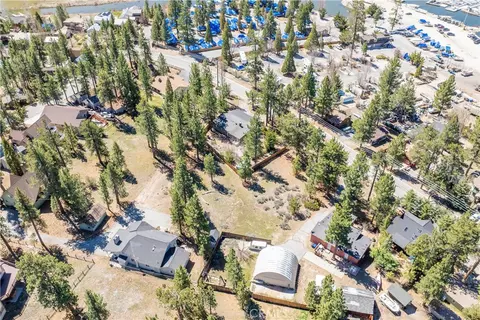 351 Edgemoor, Big Bear Lake, CA 92315 photo 11