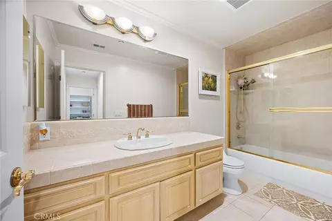 Bath - 2409 Albert Way, Arcadia, CA 91007 photo 2 of 6