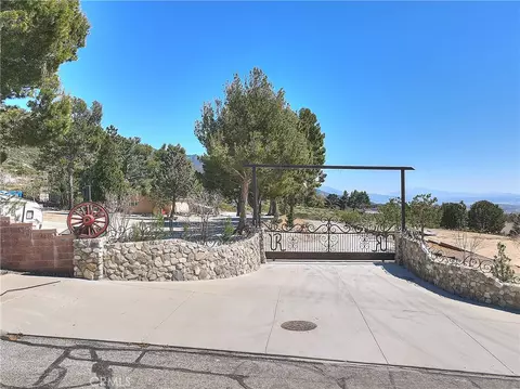 575 Greenwood Ave, San Bernardino, CA 92407