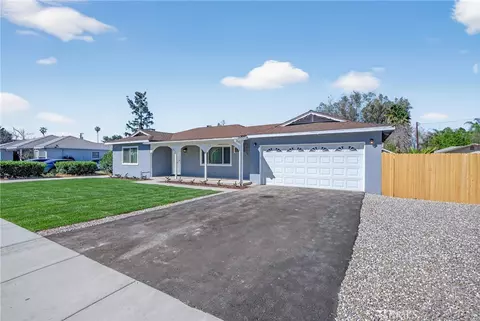 231 N Palm Ave, Hemet, CA 92543