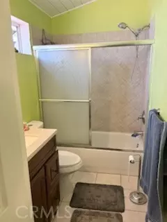 Bath - 11930 Bromont, Pacoima, CA 91331 photo 1 of 3