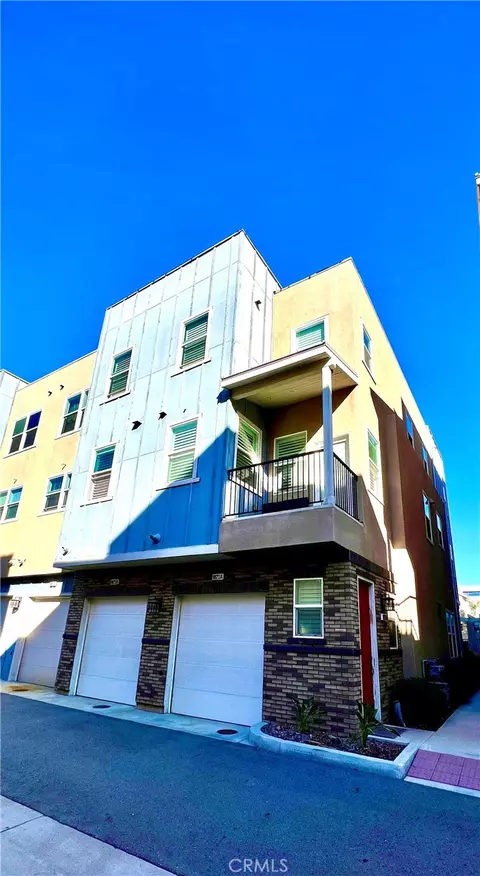 8823 Jacaranda, Montclair, CA 91763