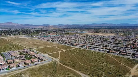 0 8th Ave, Victorville, CA 92395