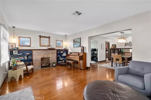 Living - 519 N 8th, Upland, CA 91786 photo 2 of 5