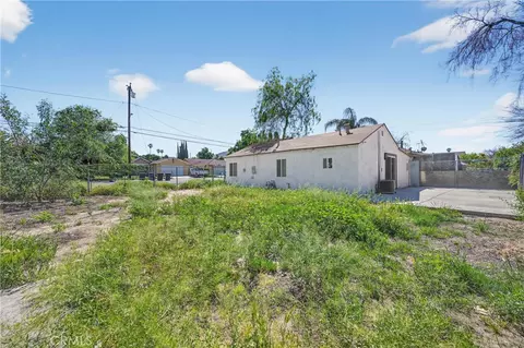 Exterior - 475 Transit Ave, Riverside, CA 92507 photo 6 of 7