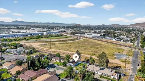 View/Area - 475 Transit Ave, Riverside, CA 92507 photo 2 of 4