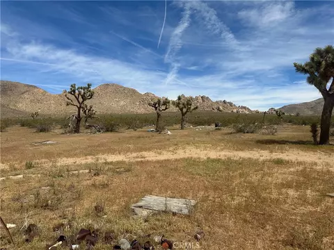 26705 Corwin, Apple Valley, CA 92307 photo 8