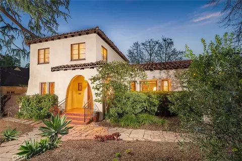 777 N Indian Hl, Claremont, CA 91711