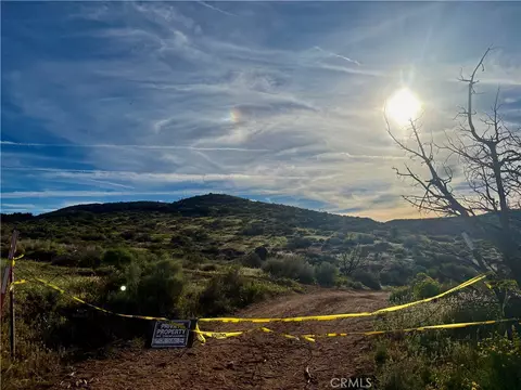 10 Bowen Ranch Rd, Apple Valley, CA 92308