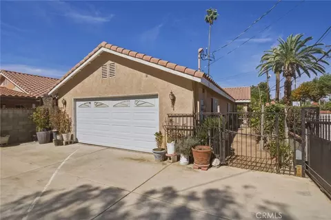 Exterior - 2908 Prospect, Riverside, CA 92507 photo 4 of 4