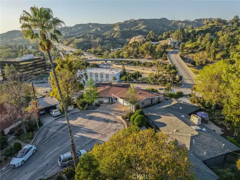 View/Area - 80 Sequoia Dr, Pasadena, CA 91105 photo 5 of 5