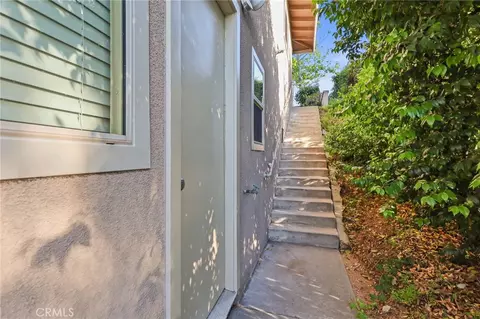 Exterior - 80 Sequoia Dr, Pasadena, CA 91105 photo 4 of 10