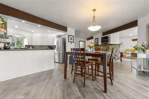 Dining - 80 Sequoia Dr, Pasadena, CA 91105 photo 2 of 3