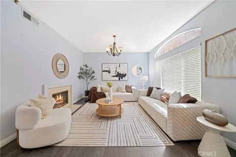 688 N Rimsdale Ave #13, Covina, CA 91722
