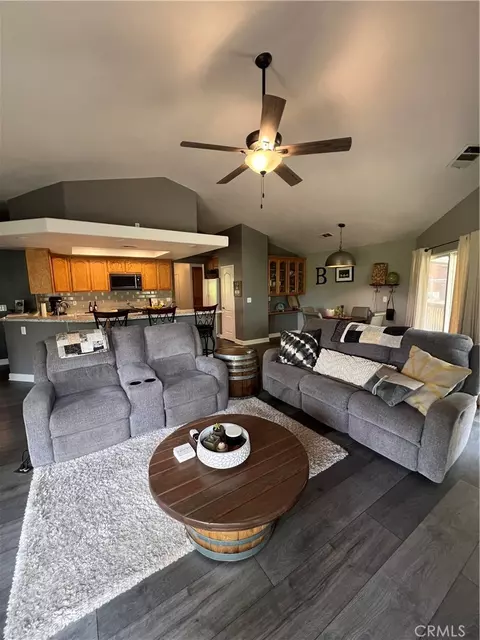 Living - 26633 Timberline Dr, Wrightwood, CA 92397 photo 1 of 5