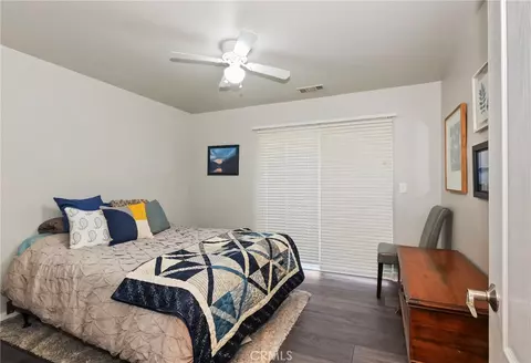 Bedroom - 26633 Timberline Dr, Wrightwood, CA 92397 photo 3 of 4