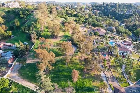 402 E De Anza Height Dr, San Dimas, CA 91773