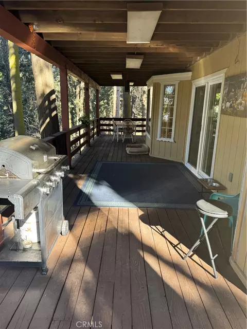 Exterior - 21564 Jobs Peak, Cedarpines Park, CA 92322 photo 6 of 9