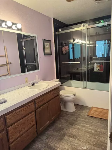 Bath - 21564 Jobs Peak, Cedarpines Park, CA 92322 photo 3 of 3