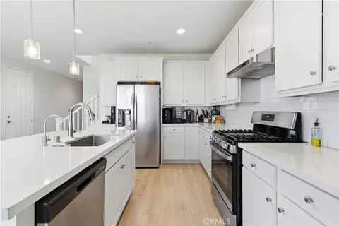 Kitchen - 11547 Bing, Beaumont, CA 92223 photo 3 of 4
