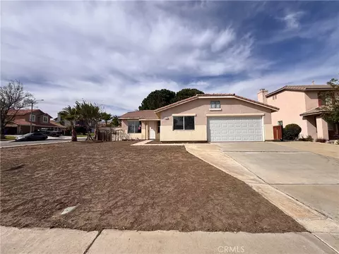 2014 W Dawnview Dr, Rialto, CA 92377